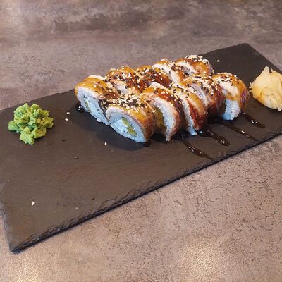 Ролл Филадельфия с Угрём в Atomic pizza по цене 990 ₽