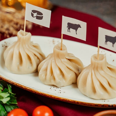 Хинкали с креветками и сливочным сыромв Дом культур по цене 890 ₽