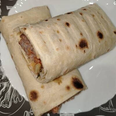 Шашлык куриный в лаваше в Берлога по цене 460 ₽