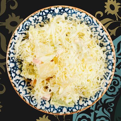 Салат с ананасами и копченой грудкой в Татлы Чорсу Халяль по цене 389 ₽