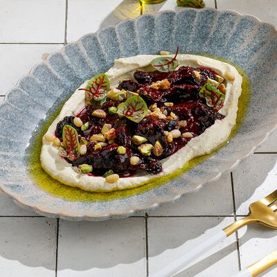 Вяленая свекла с ткемали и муссом из тофу в ЛарисуВаннуХочу по цене 560