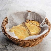 Хлеб с моцареллой в Coffee BOOM