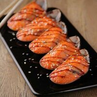 Запечённые мидии в Андеграунд Pizza & Sushi