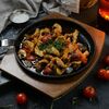 Курица, томленная с овощами в Хуторок по цене 515