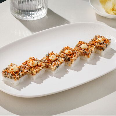 Осидзуси с угрём в Cristal по цене 800 ₽