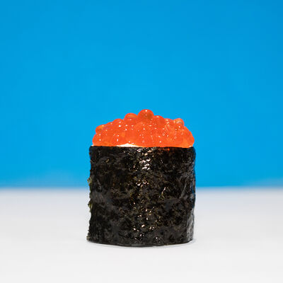 Гункан с икрой в Русалочка любит суши по цене 160 ₽