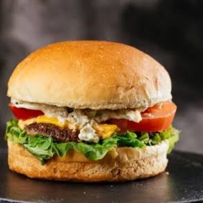 Классический бургерв Food point по цене 380 ₽