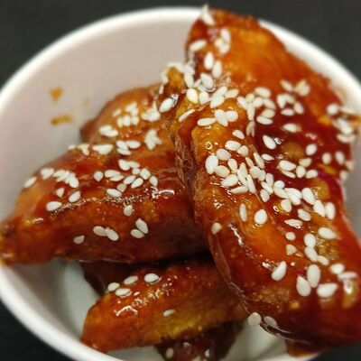 Курочка по-корейски в ТоккиПокки по цене 400 ₽