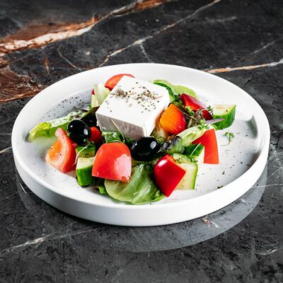 Греческий салат в 4Yoou по цене 407 ₽