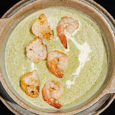 Суп-крем из брокколи в Moslounge & Bar по цене 450 ₽