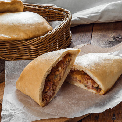 Кальцоне в Жар Свежар по цене 72 ₽