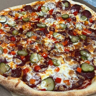 Пицца Колбасный микс в Pizza life по цене 550 ₽