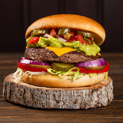 Текс-мекс бургер в T.G.I. Friday's по цене 895 ₽