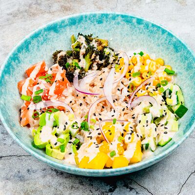 Боул с лососем в Newbar по цене 620 ₽