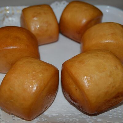 Обжаренные пампушки в масле в Тан чао по цене 8 р.