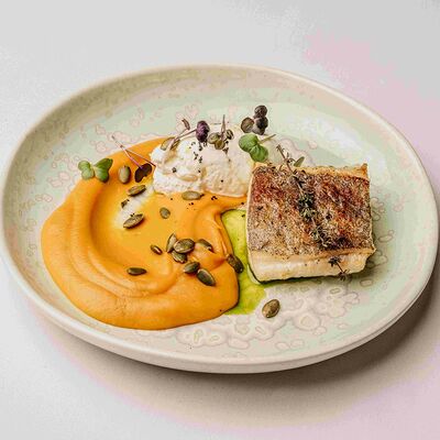 Палтус с тыквенным пюре и трюфельным кремом в Клёво по цене 2250 ₽