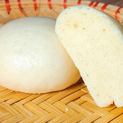 Булочка Бао классчисеская в Pho Hoi An по цене 129 ₽