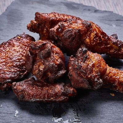 Куриные крылышки гриль в Римские пиццы по цене 320 ₽