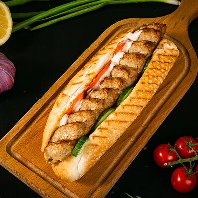 Люля-кебаб в багетев Мангал сити по цене 450 ₽