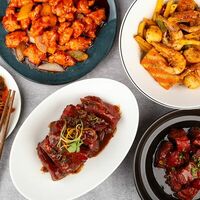 Логотип Charlie tea