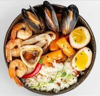 Токпокки с морепродуктами в Pobo