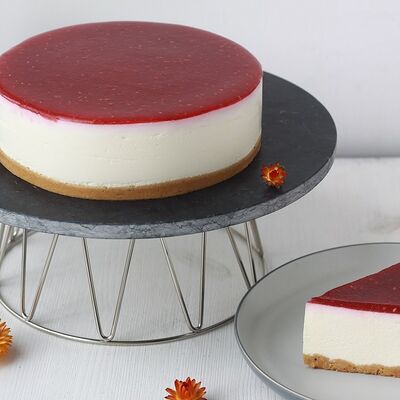 Торт Чизкейк с малиной в Кондитерская Виолет по цене 1799 ₽