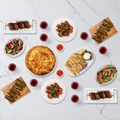 Набор №3 на 5-7 персон в Ресторан Батони по цене 8115 ₽