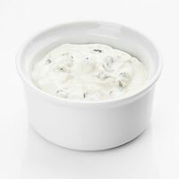 Чесночный фирменный соус в Айран