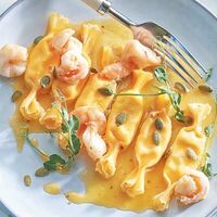 Карамелле с тыквой и креветками в Черетто море