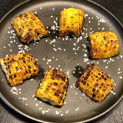 Кукуруза на углях в Мясо у мангала по цене 380 ₽