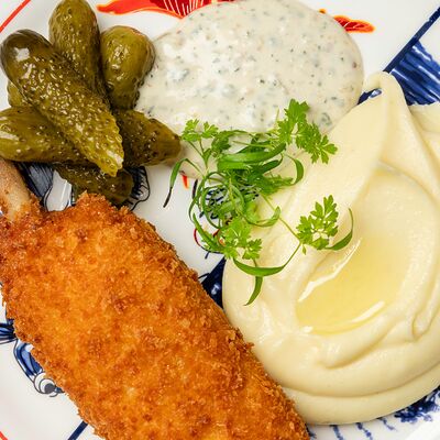 Котлета Флоринский с соусом ремулад в Florinskiy bistro по цене 900 ₽