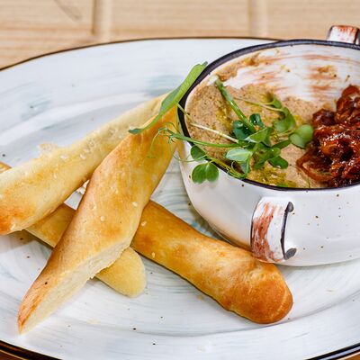 Паштет из печеной утки с карамельным луком в Столица по цене 780 ₽