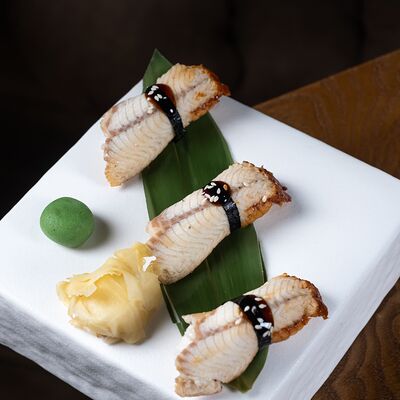 Суши с угрем в Just Residence по цене 630 ₽