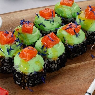 Лосось Фьюжн в Takara по цене 787 ₽