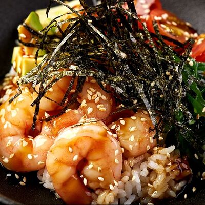 Поке с креветкой в По Чесноку по цене 630 ₽