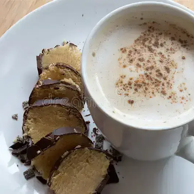 Марципановый Латте большой в Трдельник по цене 330 ₽