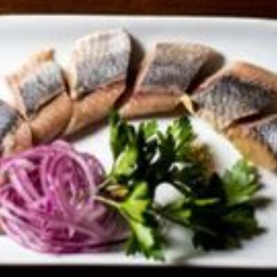 Сельдь с маринованным луком в Баррель по цене 396 ₽