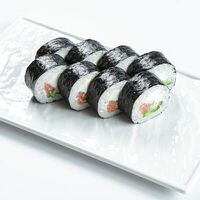 Big ролл с лососем в БамБуши