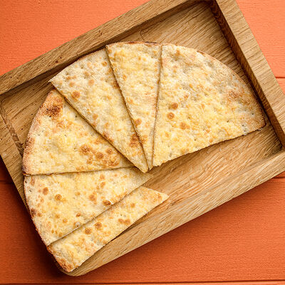 Фокачча с пармезаном в Сорренто by Novikov по цене 450 ₽