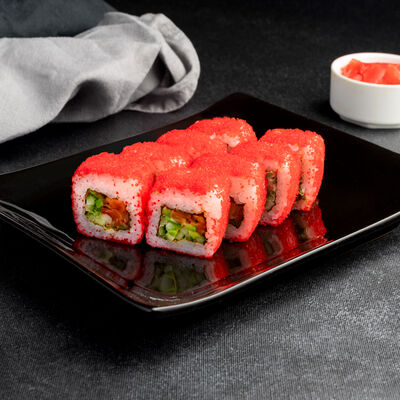 Ролл Калифорния с лососем в Vkus Land по цене 350 ₽