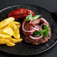 Бифштекс с вялеными томатами и Айдахо в Стрит Шеф