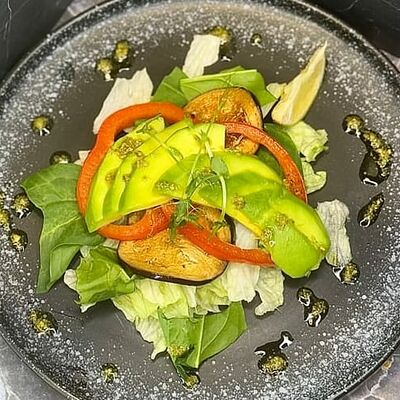 Гриль-салат в BRCAFE по цене 530 ₽