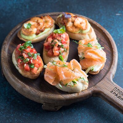 Ассорти брускетт в Пряности & Радости на Васильевском по цене 1190