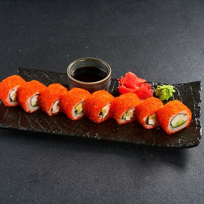 Калифорния с крабом в Lafa Lounge по цене 640 ₽