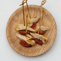 Маринованные артишоки с вялеными томатами в Cavina