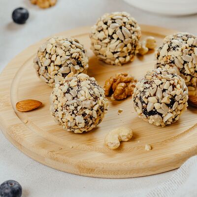 ПП-конфета с финиками и черносливом в Balance cafe по цене 276 ₽