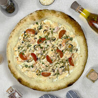 Пицца Том ям в Risoy