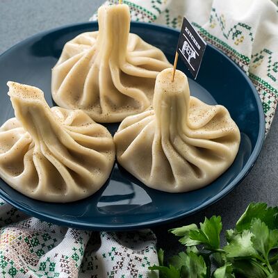 Хинкали с говядиной в Рестомаркет Китчен по цене 270 ₽