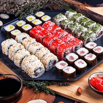 Сет Радуга в Дом роллов по цене 1017 ₽