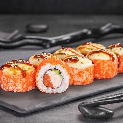 Краб хот с икрой в Суши Мастер по цене 299 ₽